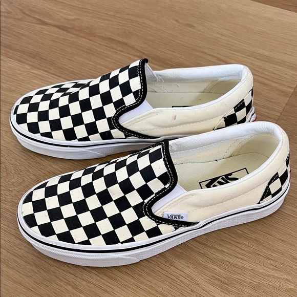 Vans Black and White Checkerboard Slip-Ons women’s size 7. Men’s size 5.5 - Picture 4 of 4